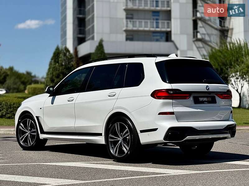 Позашляховик / Кросовер BMW X7 2022 в Києві