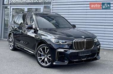 Внедорожник / Кроссовер BMW X7 2022 в 