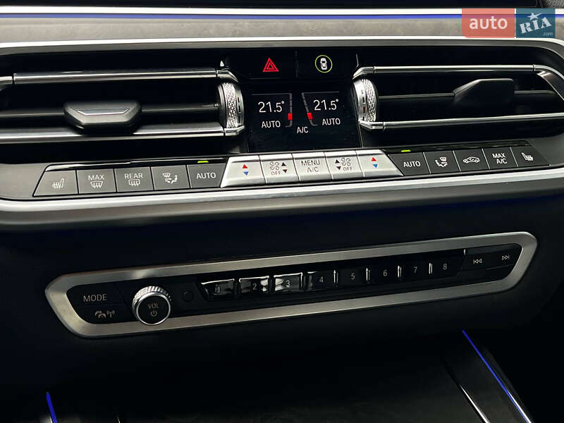 Внедорожник / Кроссовер BMW X7 2022 в Киеве