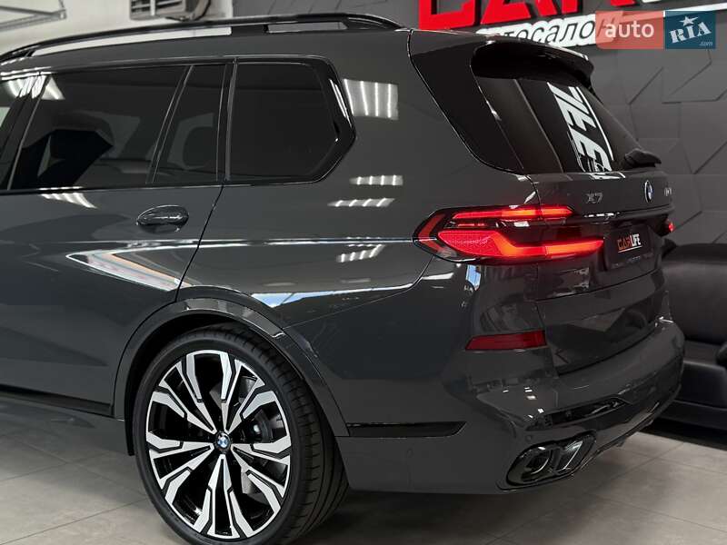 Внедорожник / Кроссовер BMW X7 2025 в Тернополе