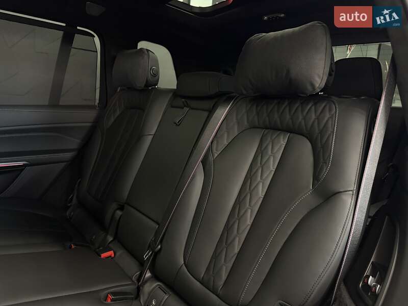 Внедорожник / Кроссовер BMW X7 2025 в Тернополе
