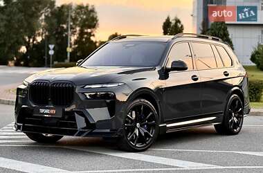 Внедорожник / Кроссовер BMW X7 2024 в Киеве