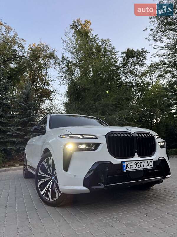 Внедорожник / Кроссовер BMW X7 2023 в Кривом Роге