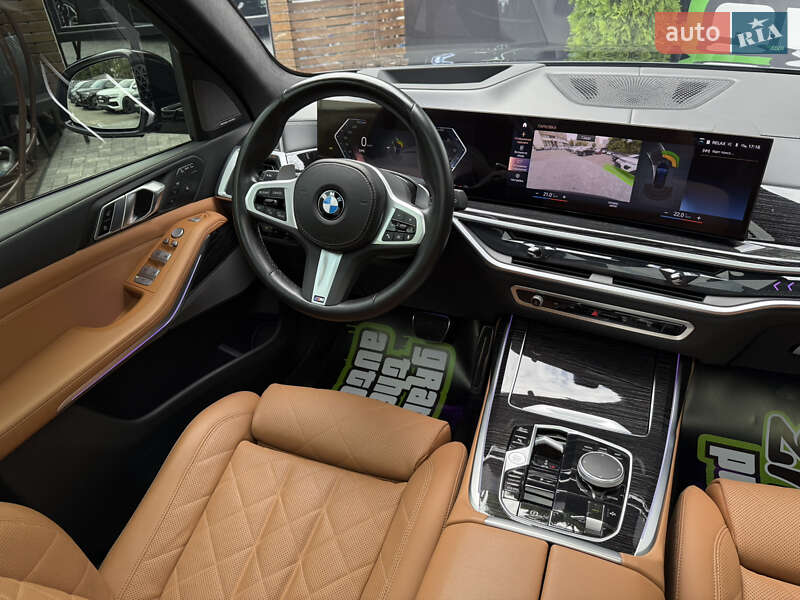Внедорожник / Кроссовер BMW X7 2022 в Киеве