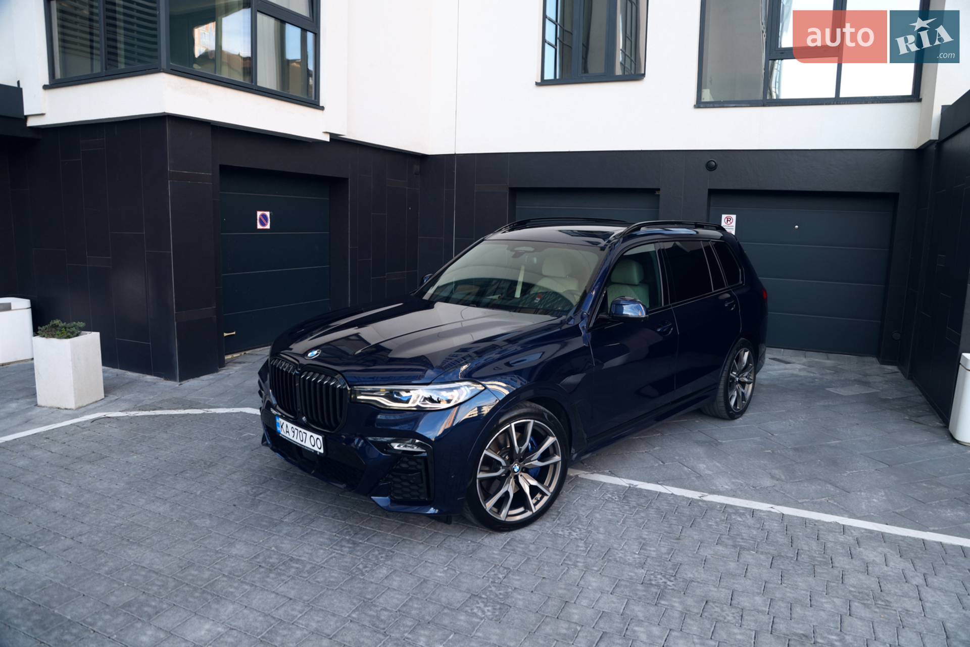 2020 BMW X7 - мініатюра 3