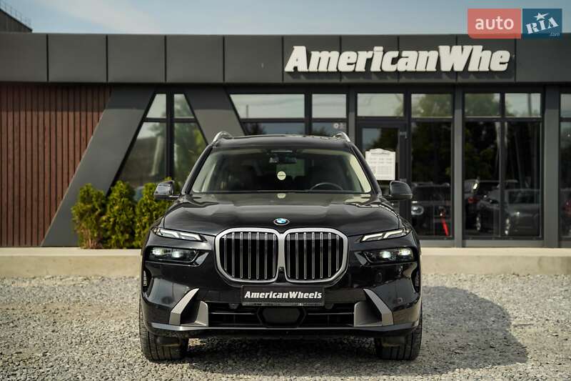 Позашляховик / Кросовер BMW X7 2022 в Чернівцях