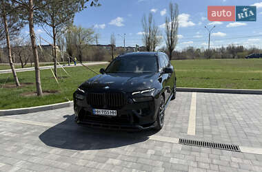 Внедорожник / Кроссовер BMW X7 2024 в 