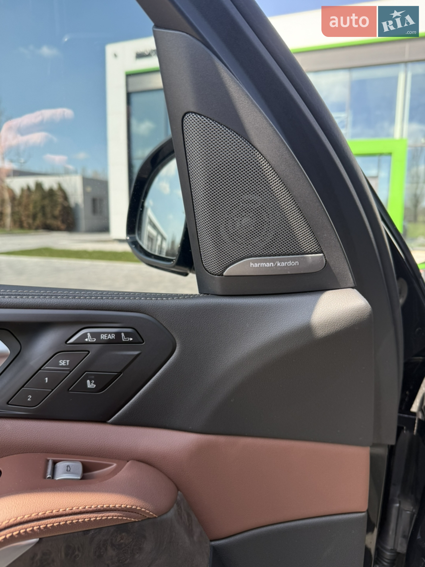2024 BMW X7 - мініатюра 21