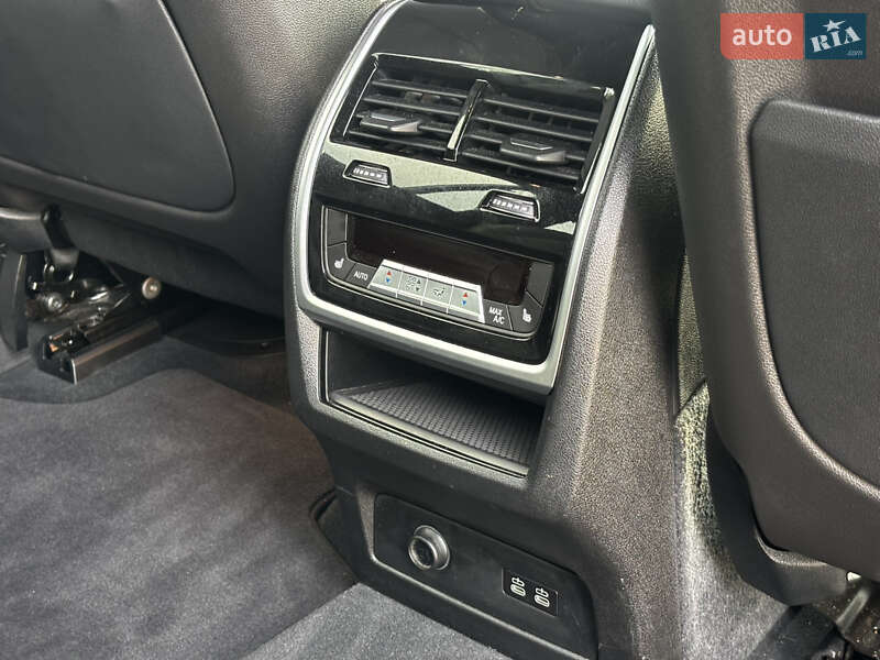 Внедорожник / Кроссовер BMW X7 2020 в Луцке фото 35 Внедорожник / Кроссовер BMW X7 2020 в Луцке