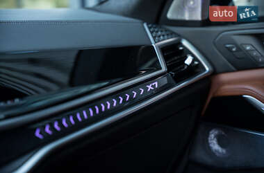 Внедорожник / Кроссовер BMW X7 2023 в 