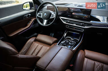 Внедорожник / Кроссовер BMW X7 2023 в 