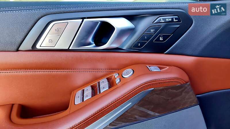 Внедорожник / Кроссовер BMW X7 2019 в Киеве