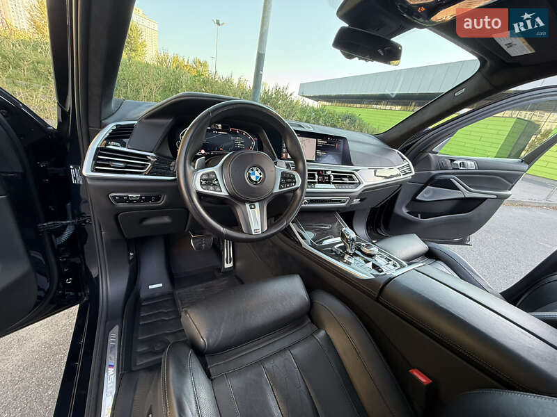 Внедорожник / Кроссовер BMW X7 2021 в Киеве