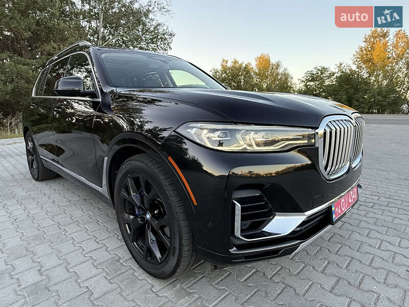 Внедорожник / Кроссовер BMW X7 2020 в Днепре