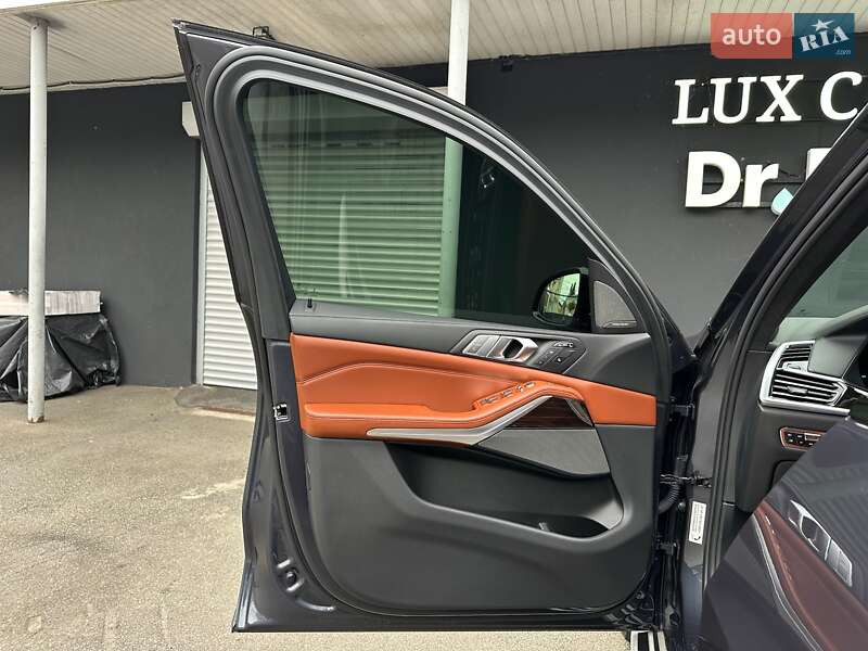 Внедорожник / Кроссовер BMW X7 2020 в Киеве