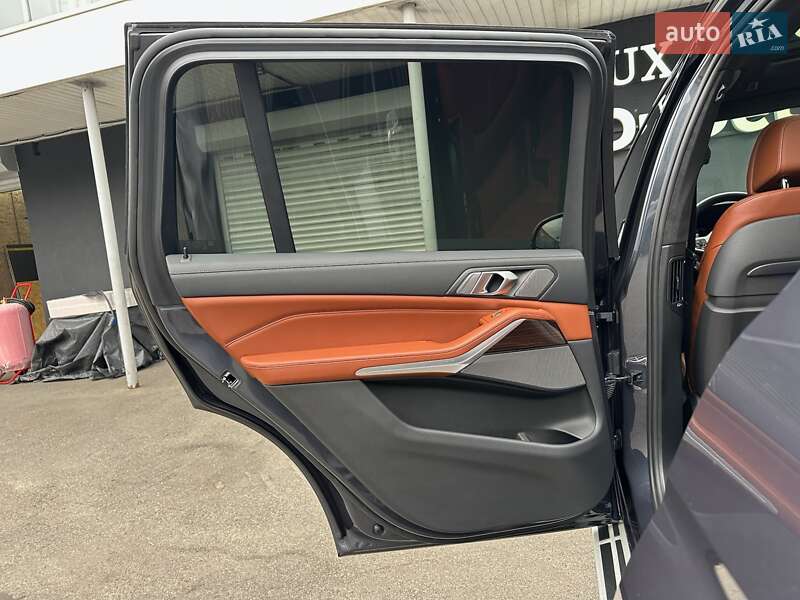 Внедорожник / Кроссовер BMW X7 2020 в Киеве