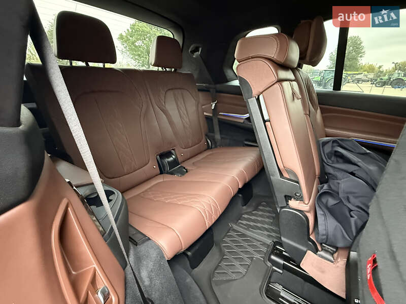 Внедорожник / Кроссовер BMW X7 2019 в Тернополе