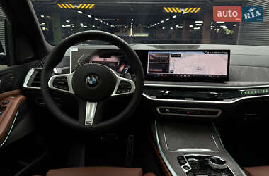 Внедорожник / Кроссовер BMW X7 2025 в 