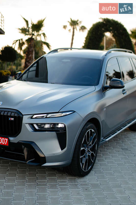 Внедорожник / Кроссовер BMW X7 2023 в Мукачево