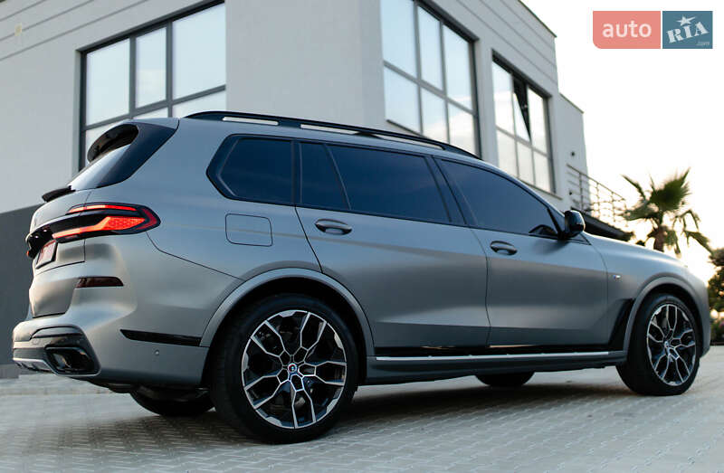 Внедорожник / Кроссовер BMW X7 2023 в Мукачево