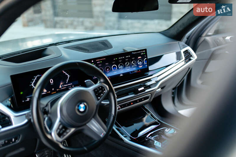 Внедорожник / Кроссовер BMW X7 2023 в Мукачево