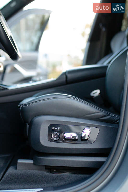 Внедорожник / Кроссовер BMW X7 2023 в Мукачево