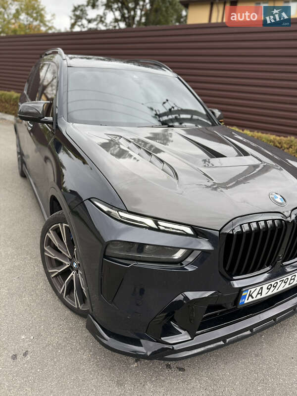 Внедорожник / Кроссовер BMW X7 2022 в Киеве