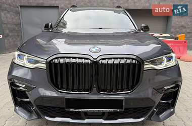 Внедорожник / Кроссовер BMW X7 2022 в 