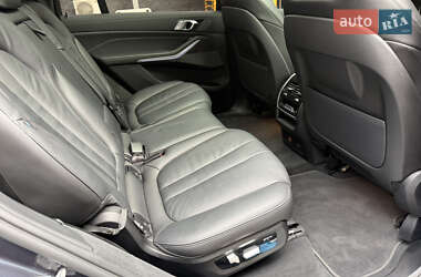 Внедорожник / Кроссовер BMW X7 2022 в 