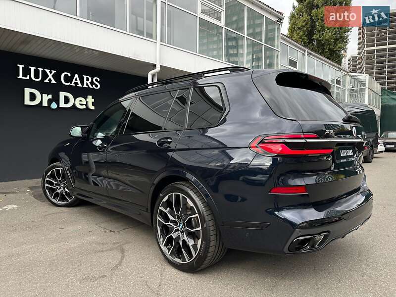 Внедорожник / Кроссовер BMW X7 2022 в Киеве