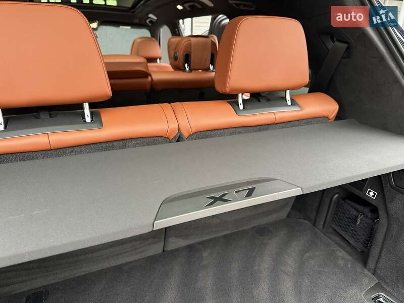 Внедорожник / Кроссовер BMW X7 2022 в Киеве
