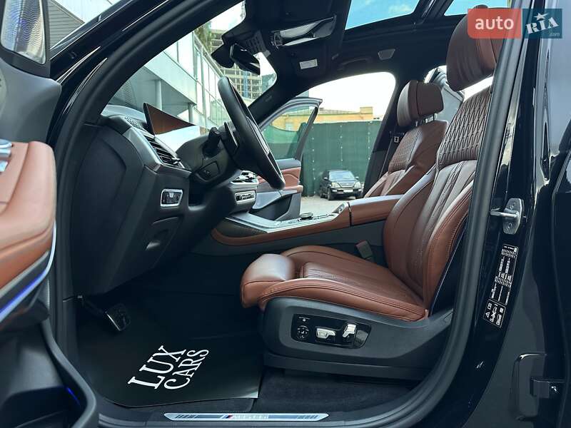 Внедорожник / Кроссовер BMW X7 2022 в Киеве