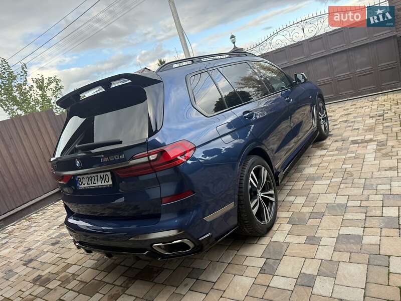 Внедорожник / Кроссовер BMW X7 2020 в Киеве