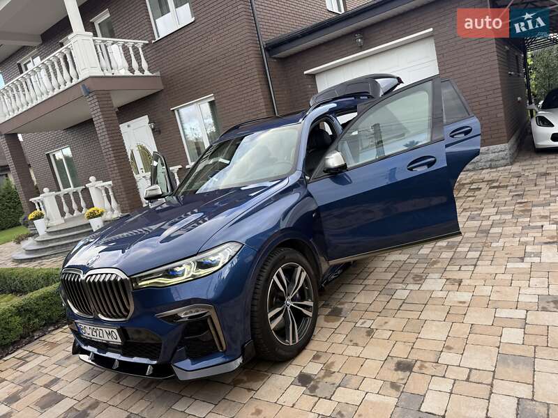 Внедорожник / Кроссовер BMW X7 2020 в Киеве