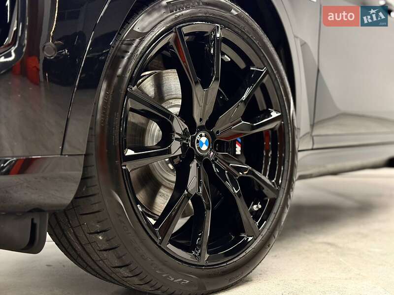 Внедорожник / Кроссовер BMW X7 2025 в Киеве