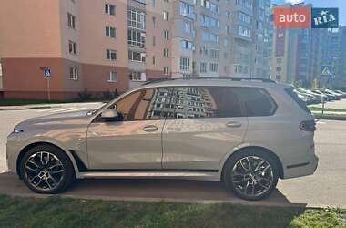 Позашляховик / Кросовер BMW X7 2024 в  фото 4 Позашляховик / Кросовер BMW X7 2024 в