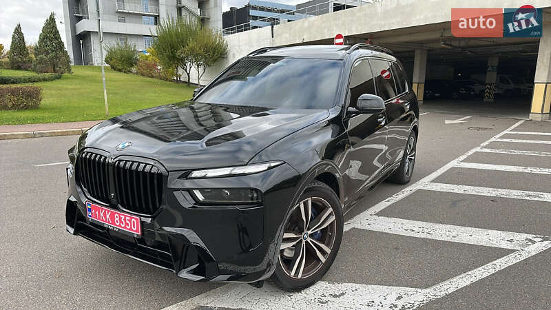 Внедорожник / Кроссовер BMW X7 2020 в 