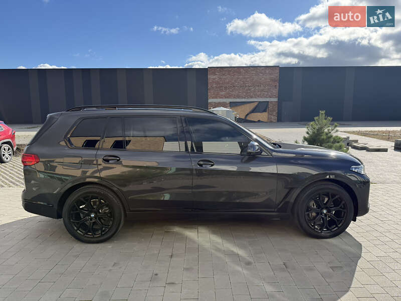 Внедорожник / Кроссовер BMW X7 2019 в Киеве фото 4 Внедорожник / Кроссовер BMW X7 2019 в Киеве