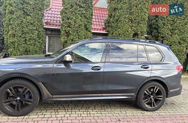 Внедорожник / Кроссовер BMW X7 2021 в 