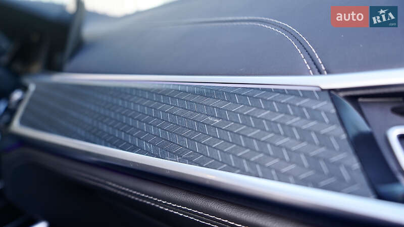 Позашляховик / Кросовер BMW X7 2020 в Львові