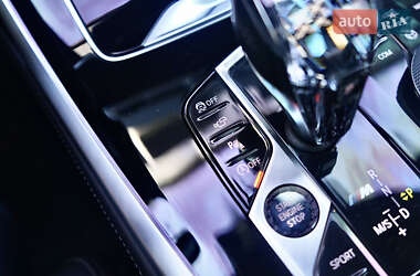 Внедорожник / Кроссовер BMW X7 2020 в  фото 40 Внедорожник / Кроссовер BMW X7 2020 в