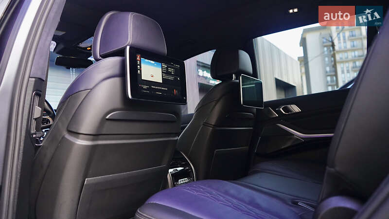 Позашляховик / Кросовер BMW X7 2020 в Львові