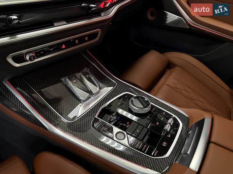 Внедорожник / Кроссовер BMW X7 2024 в Тернополе