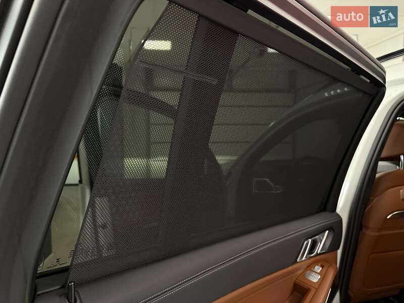 Внедорожник / Кроссовер BMW X7 2024 в Тернополе