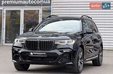 Внедорожник / Кроссовер BMW X7 2021 в 