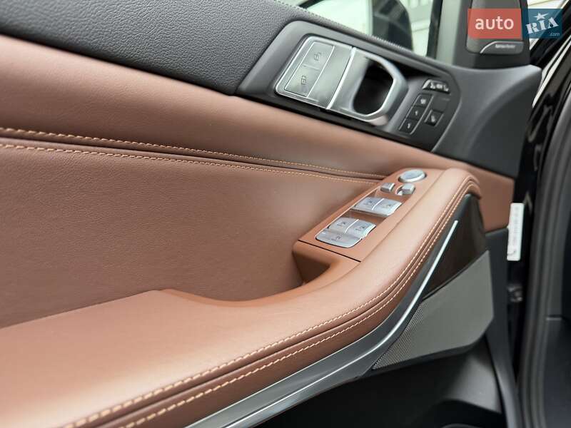 Внедорожник / Кроссовер BMW X7 2021 в Киеве
