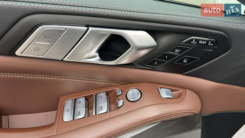 Внедорожник / Кроссовер BMW X7 2021 в Виннице