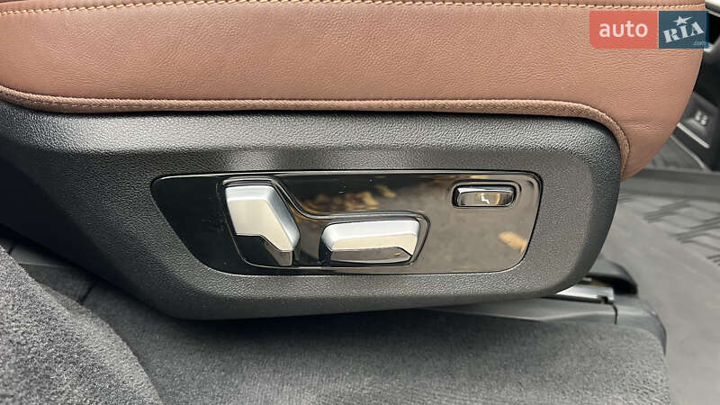 Внедорожник / Кроссовер BMW X7 2021 в Виннице