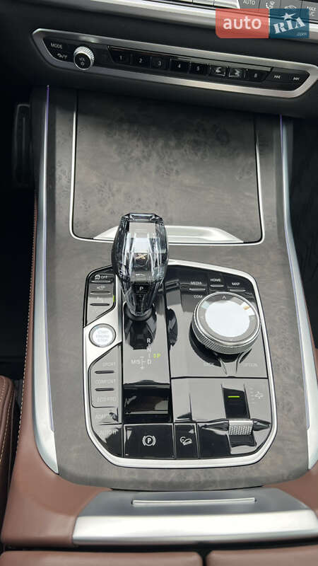 Внедорожник / Кроссовер BMW X7 2021 в Виннице