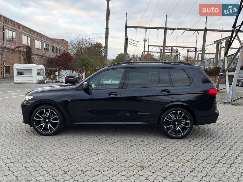Внедорожник / Кроссовер BMW X7 2022 в Черновцах фото 11 Внедорожник / Кроссовер BMW X7 2022 в Черновцах